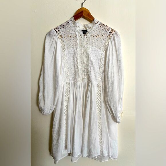 White Boho Embroidered Eyelet Detail Babydoll Dress Medium - Picture 3 of 10